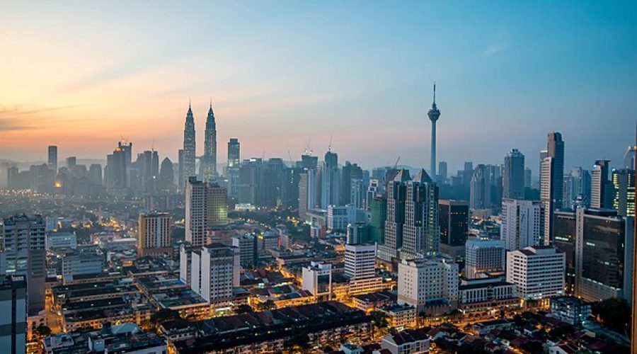 Kuala_Lumpur_at_dawn_(18794580599)